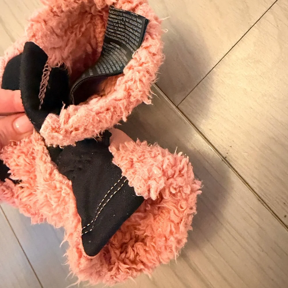 The North Face Fuzzy Pink Kids Mittens